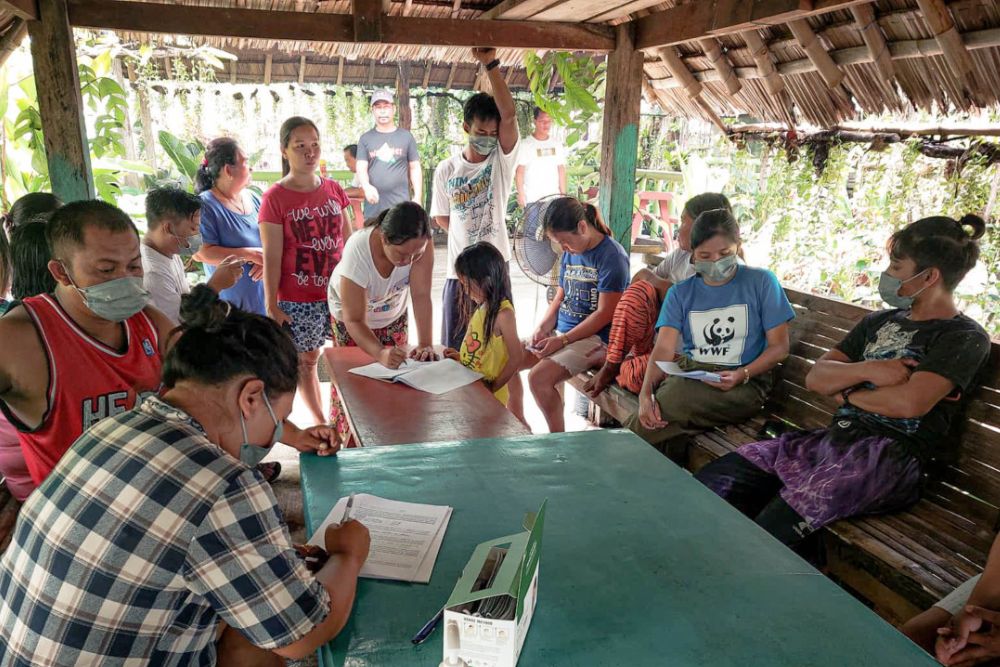 wwf philippines’ stp 2 team runs a pre test in mindoro for a study on fisher registration and licensing