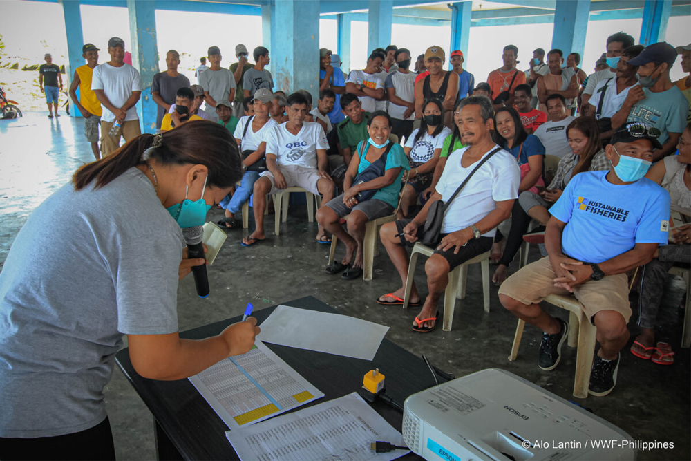 wwf pilippines field staff conduct a consultation