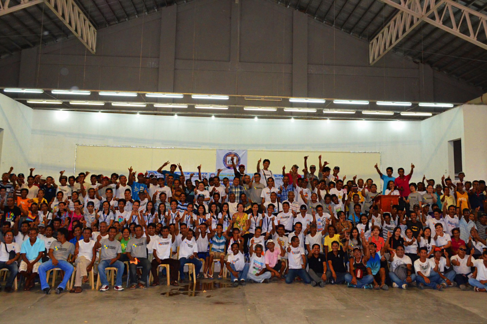over 500 tuna fishers attended the first meeting of the gulf of lagonoy tuna fishers federation (gltff), held on 18 june at the lagman auditorium of bicol university’s tabaco campus.